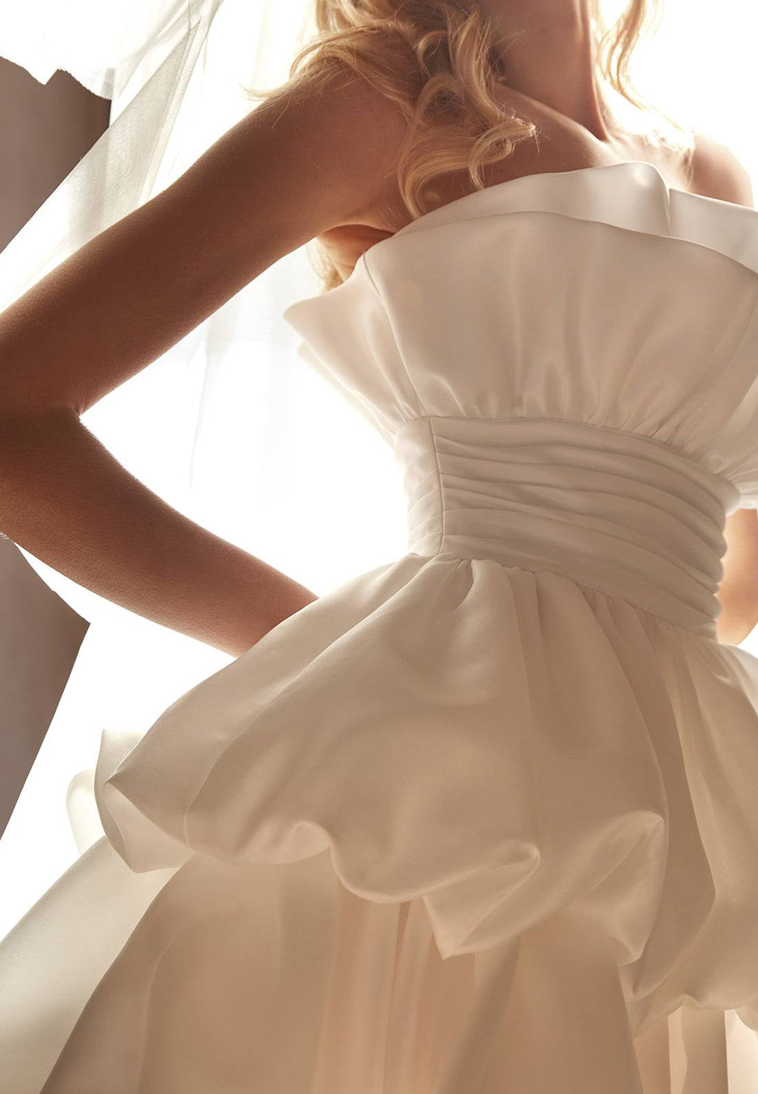 Off-Shoulder Sleeveless Tiered A-Line Short Beach Wedding Dress