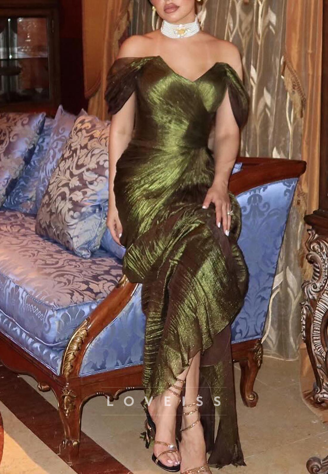 Off-Shoulder Strapless Pleated Mermaid Evening Dress