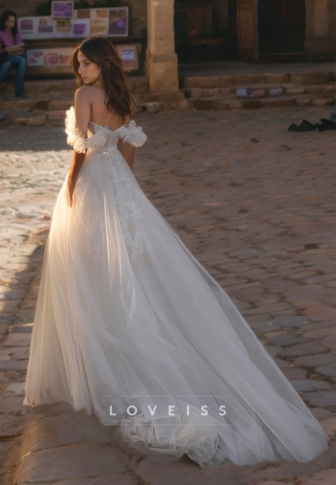Off-Shoulder Strapless Tulle Pleated A-Line Ball Gown Wedding Dress