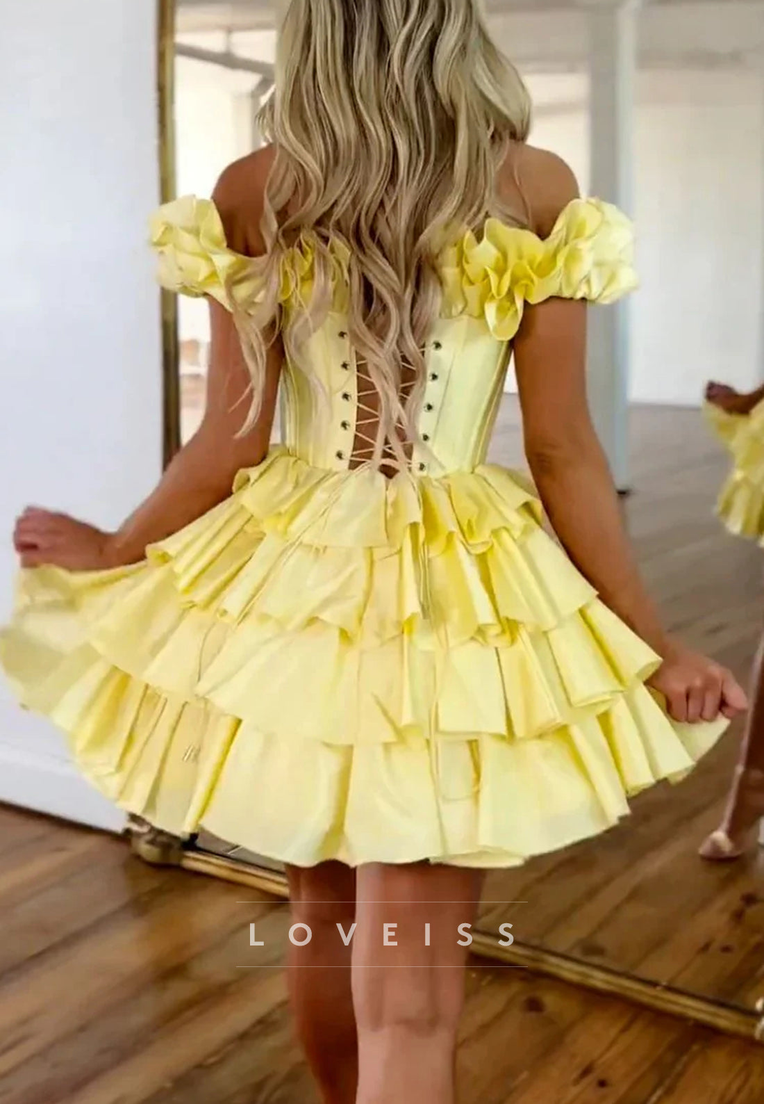Off-Shoulder Tiered A-Line Ruffled Homecoming Dress