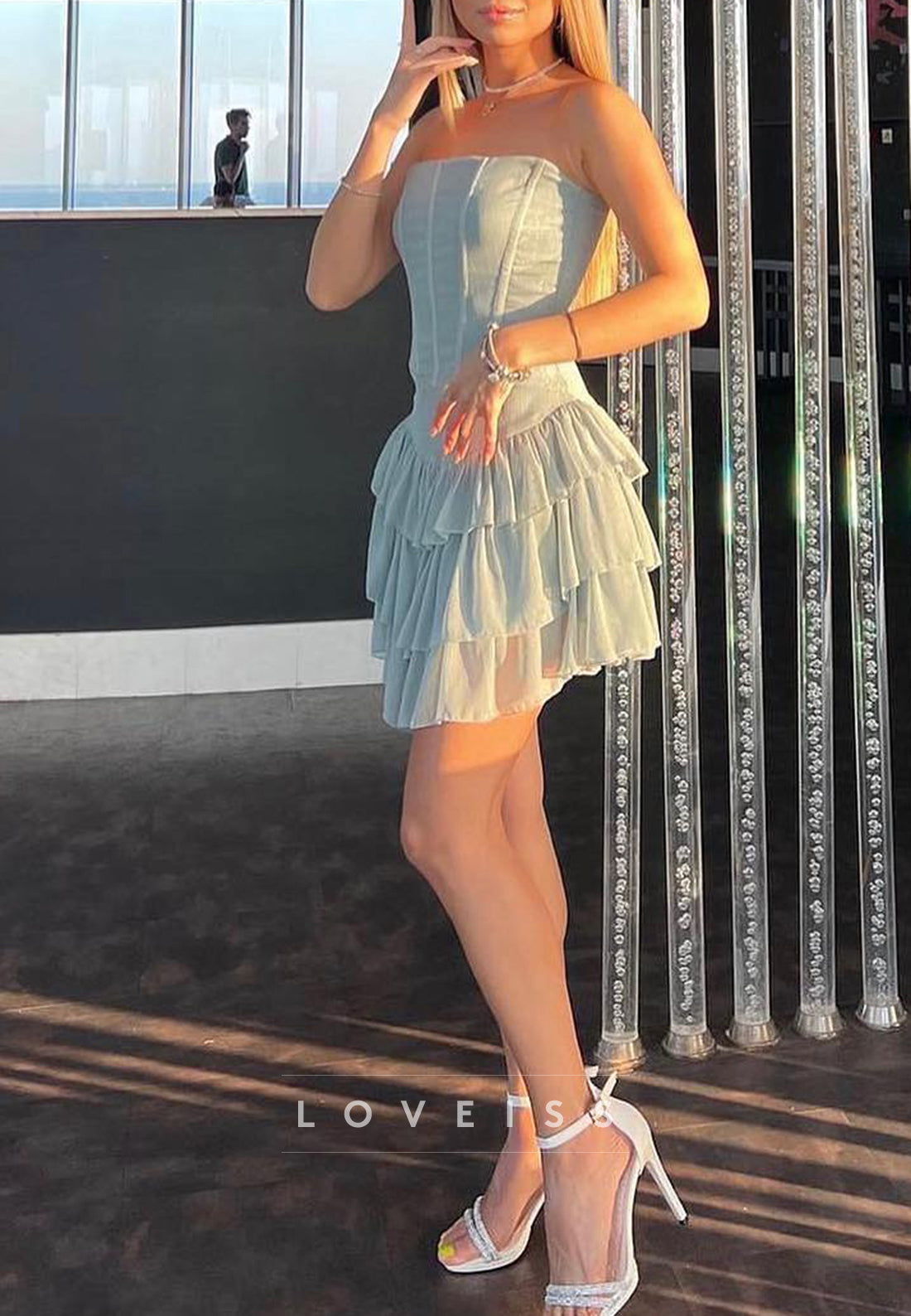 Off-Shoulder Tiered A-Line Sleeveless Party Homecoming Dress