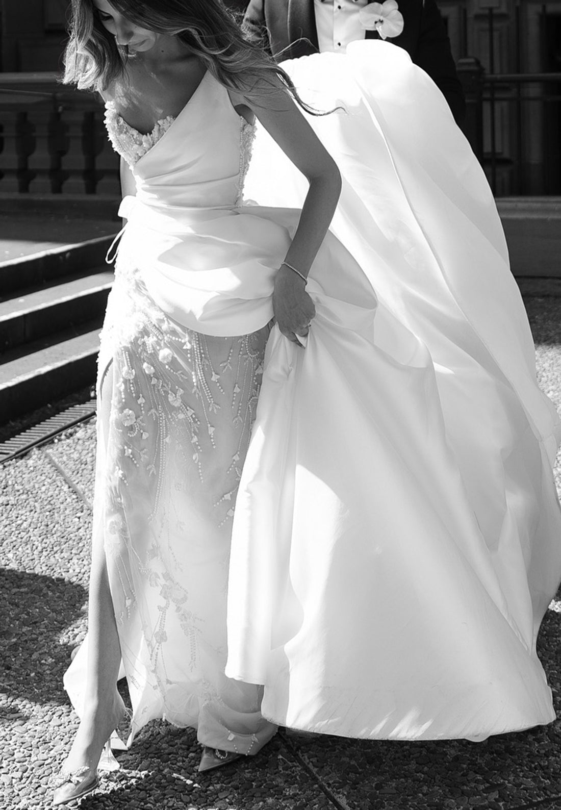 One Shoulder Sleeveless Appliques Pleated A-Line Wedding Dress