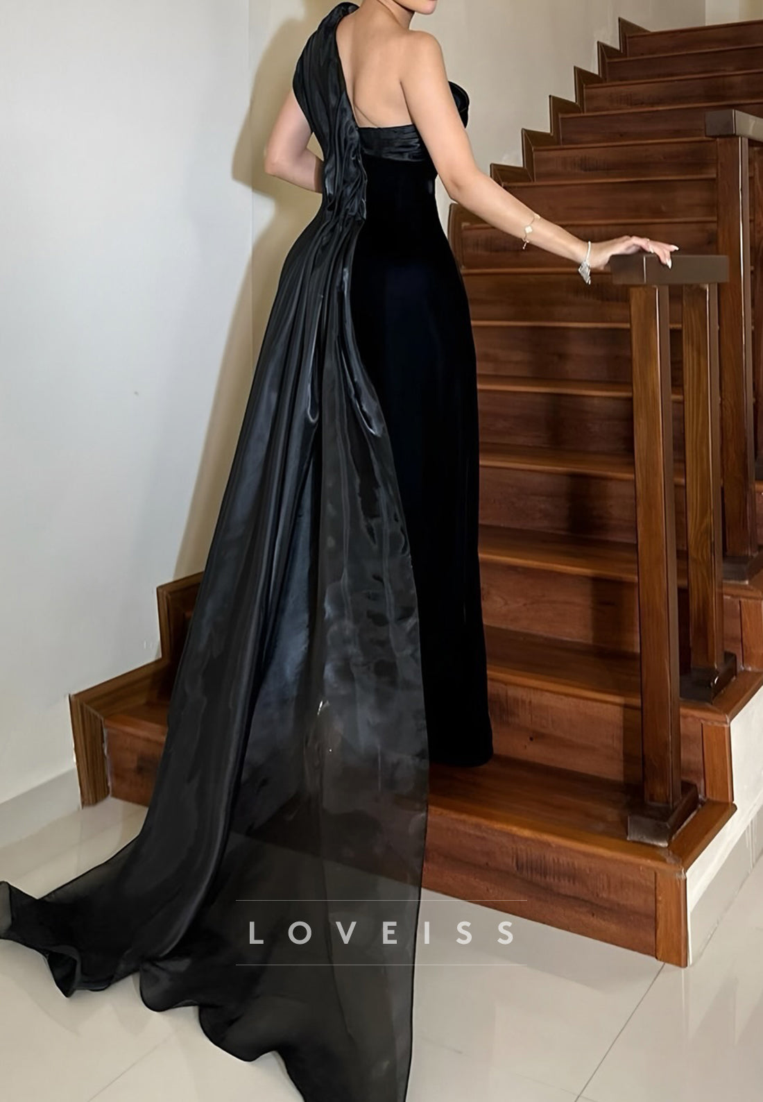 One Shoulder Sleeveless Sleek Sheath Evening Dress