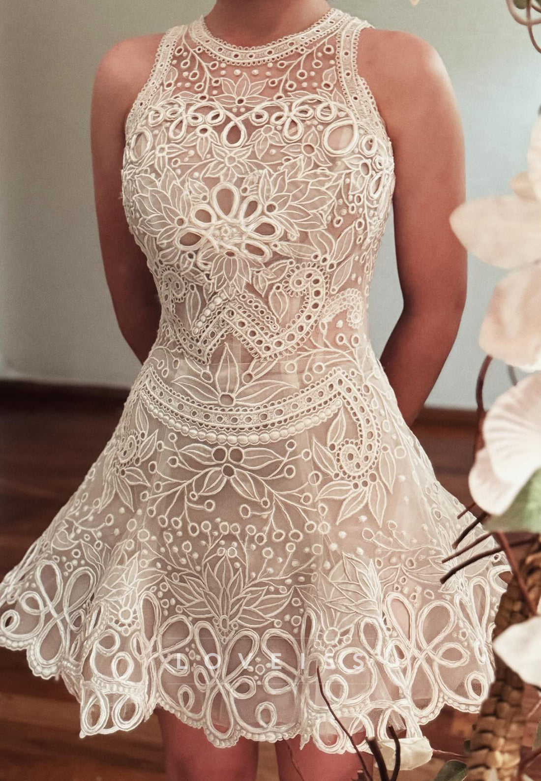 Scoop Lace Appliques Sleeveless A-Line Short Wedding Dress