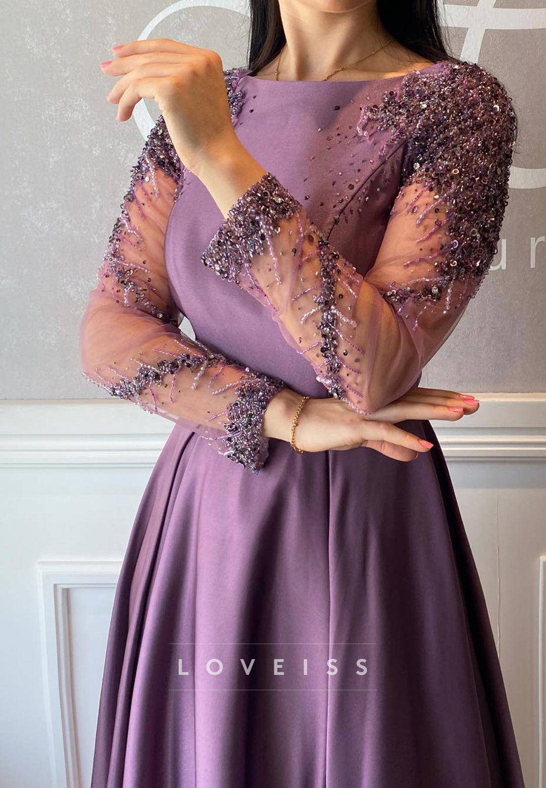 Scoop Long Sleeves Appliques A-Line Formal Dress