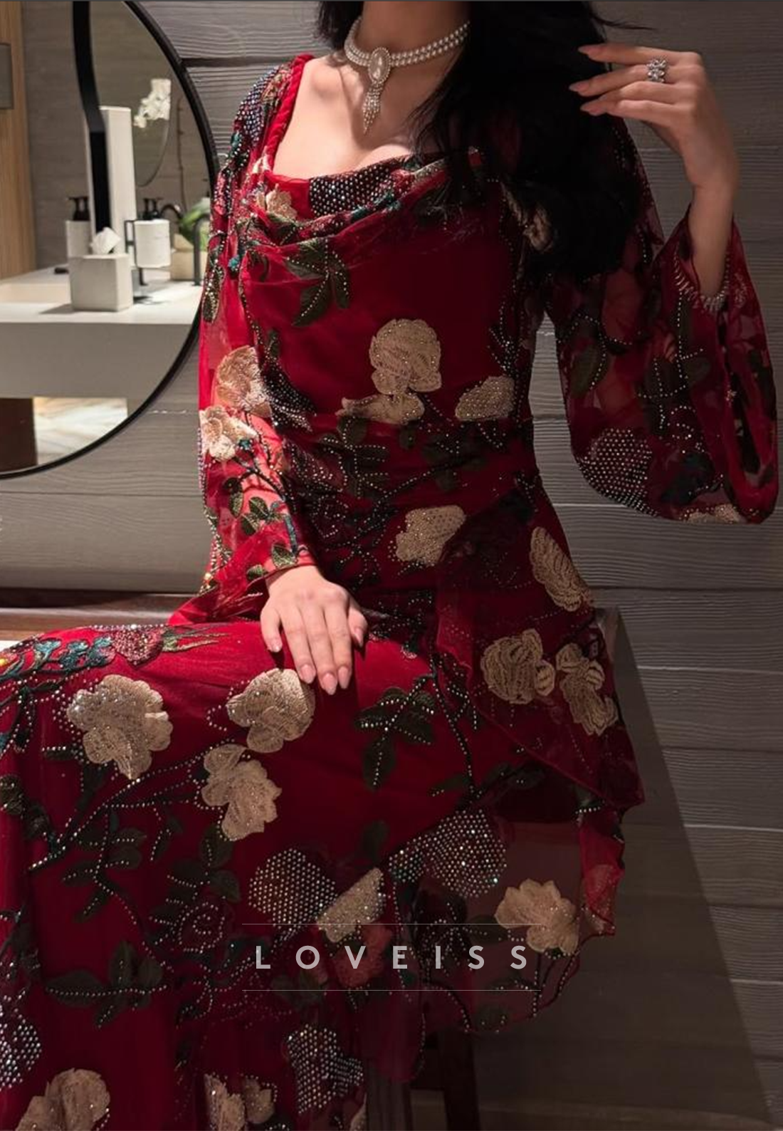 Scoop Long Sleeves Appliques Sheath Evening Dress