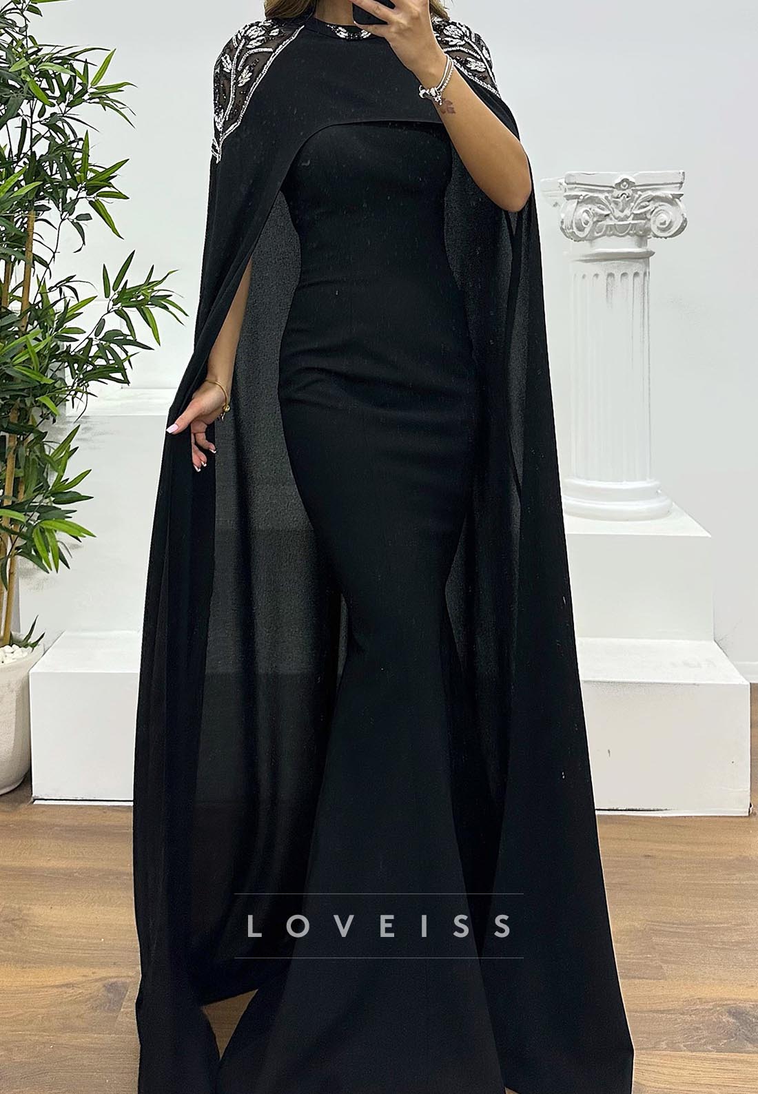 Scoop Long Sleeves Baeded Fitted Mermaid Evening Dress