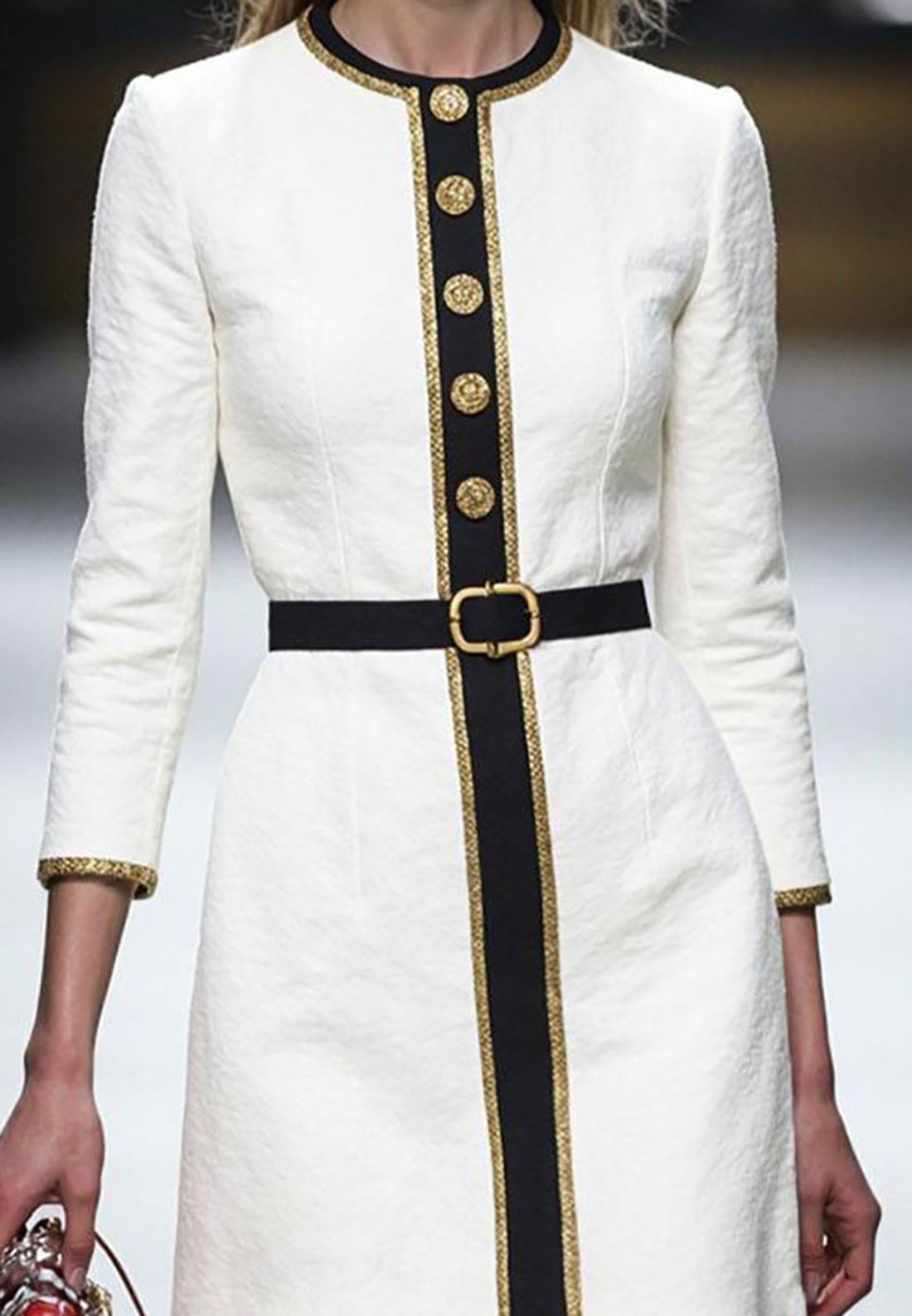 Scoop Long Sleevs White Buttoned Bussiness Midi Dress