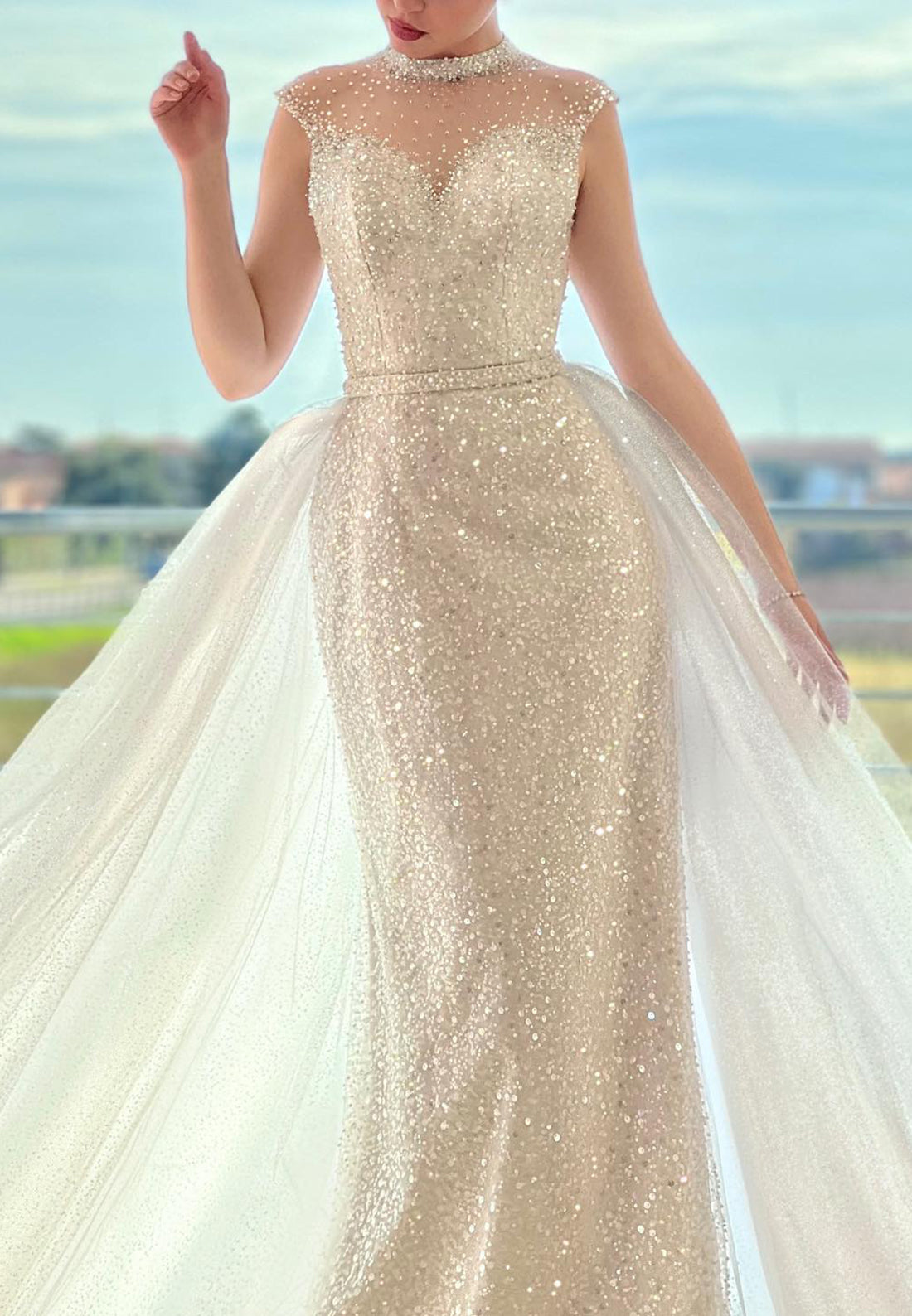 Scoop Sleeveless Beaded Embroidery Sparkly Sheath Wedding Dress