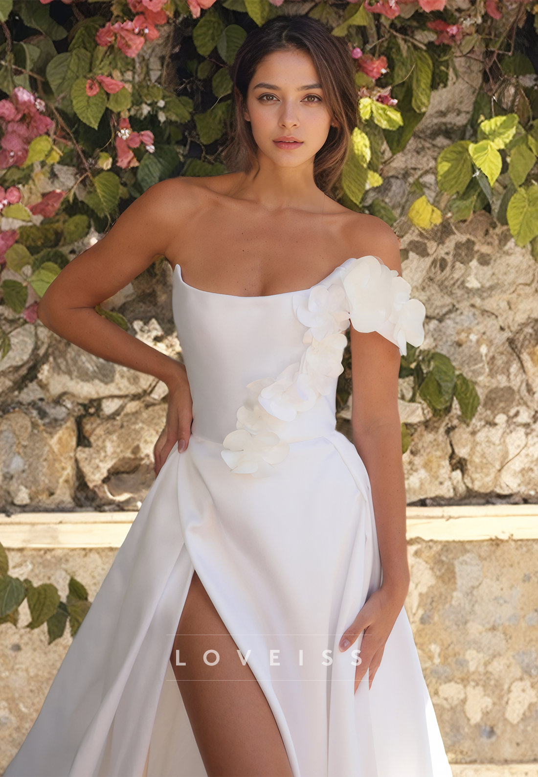 Scoop Strapless Floral Embellished Pleated A-Line Wedding Dress