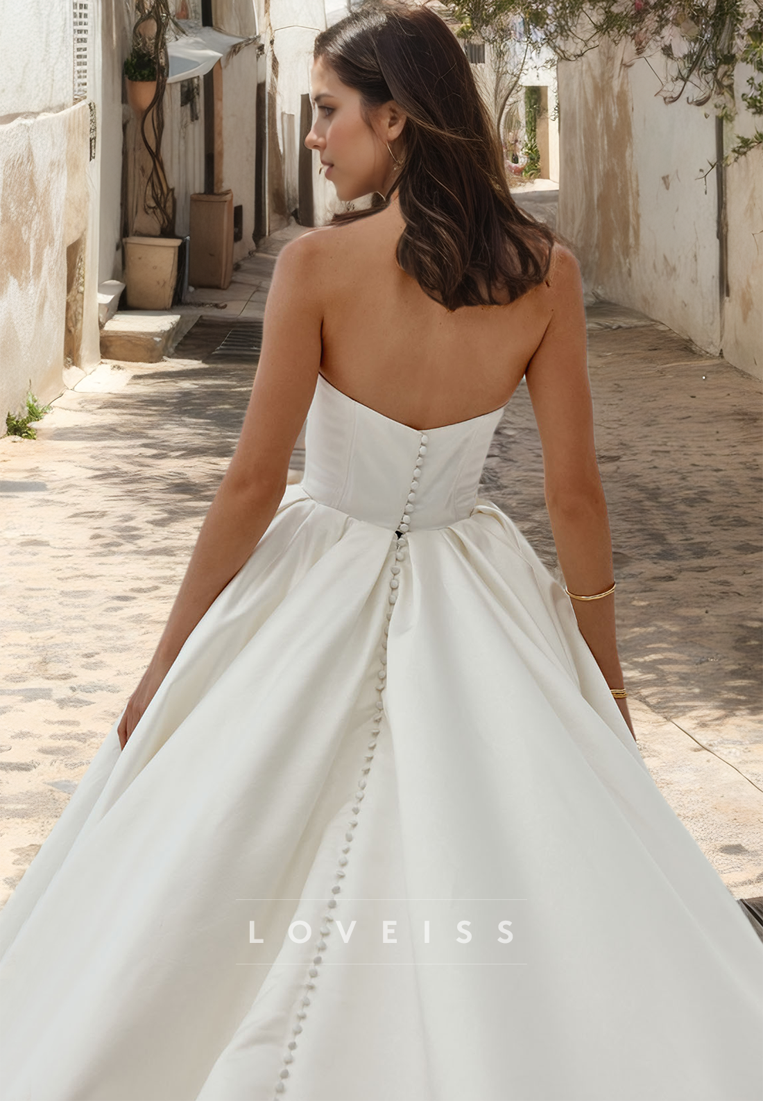 Semi-Sweetheart Strapless Pleated A-Line Wedding Dress