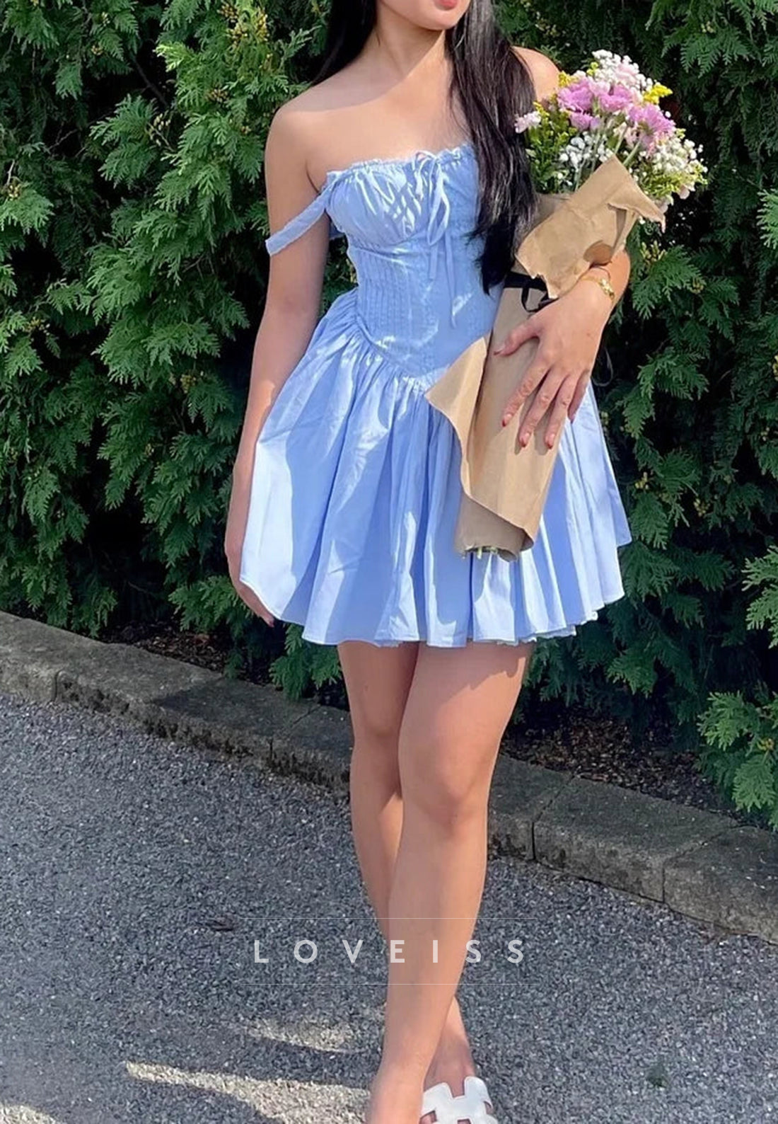 Semi-Sweetheart Straps Pleated A-Line Short Party Homecoming Dress