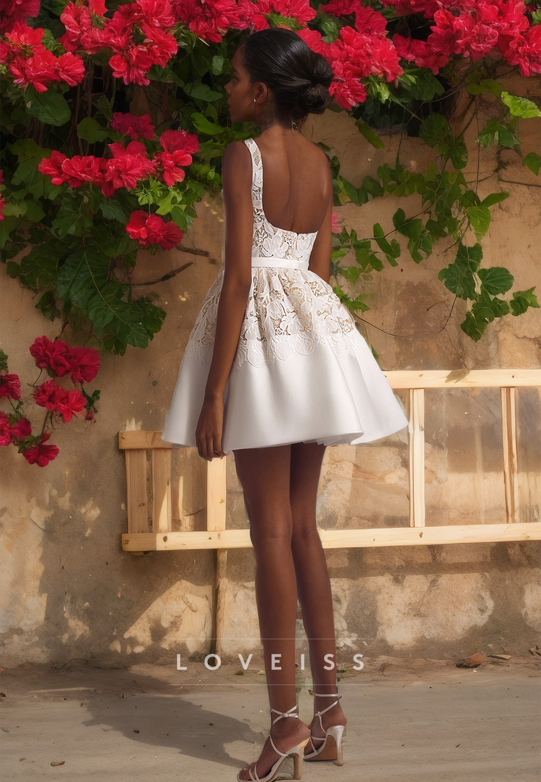 Square Straps Appliques Pleated Satin A-Line Short Beach Wedding Dress