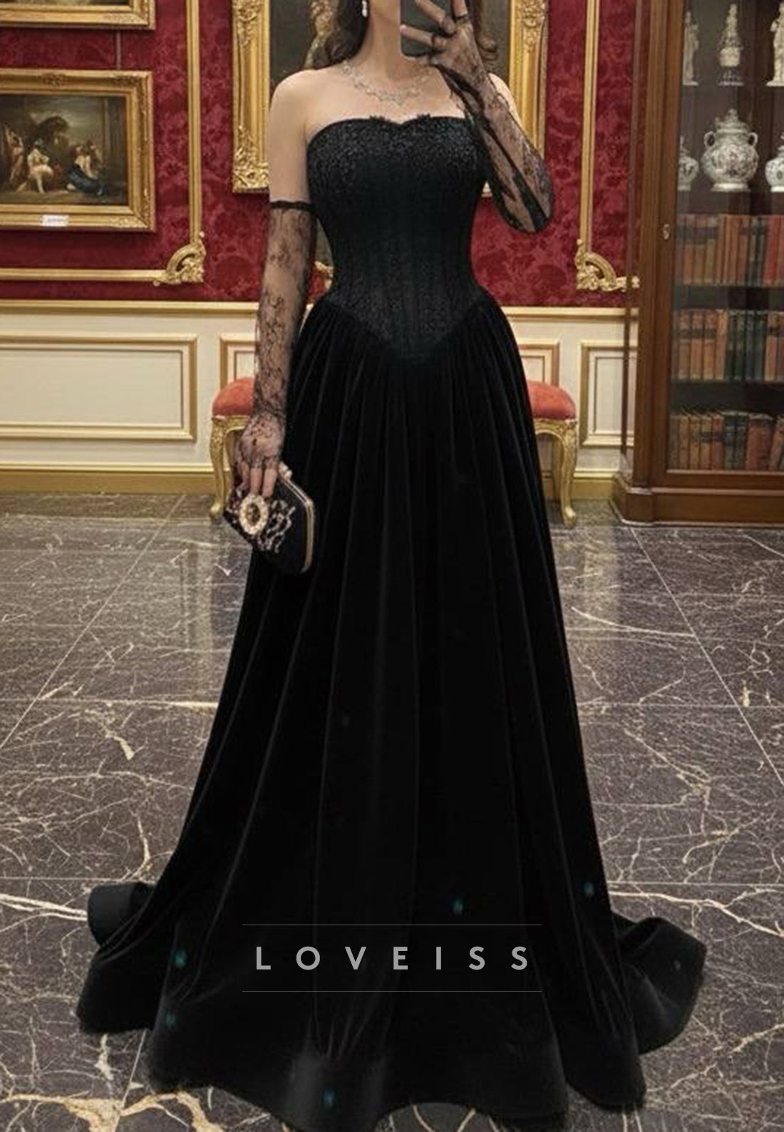 Straight Across Corset Appliques A-Line Prom Dress