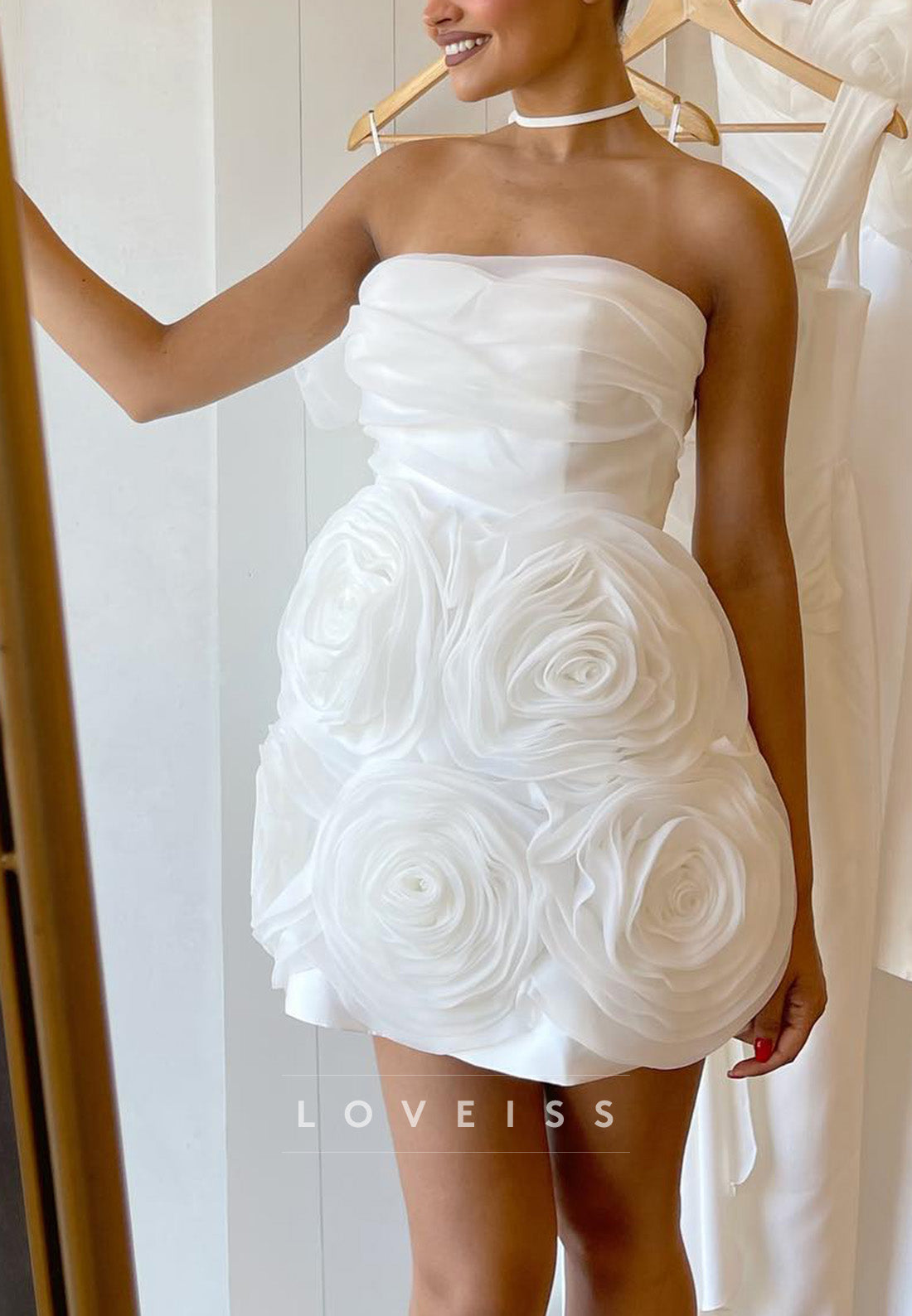 Straight Across Sleeveless 3D Floral A-Line Short Wedding Dress