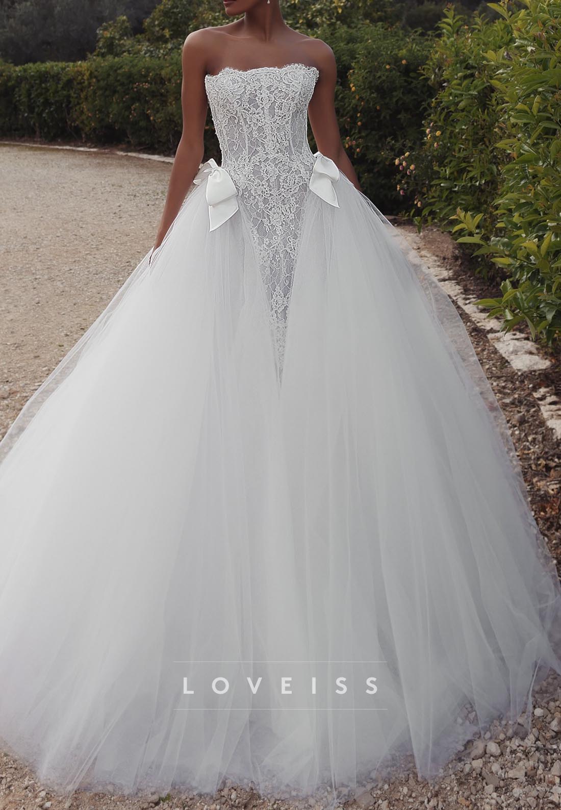 Straight Across Sleeveless Appliques Ball Gown Wedding Dress