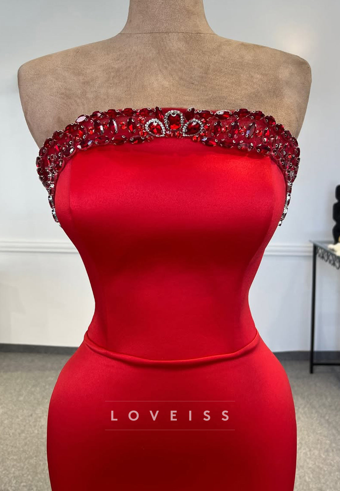 Straight Across Sleeveless Beaded Sleek Sheath Formal Dress