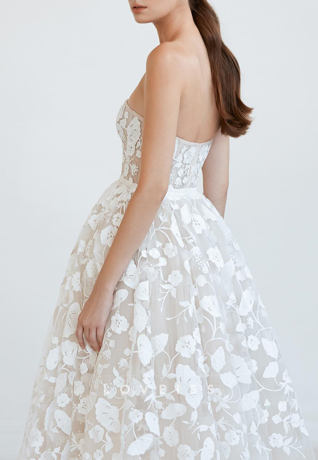 Straight Across Sleeveless Floral A-Line Midi Wedding Dress