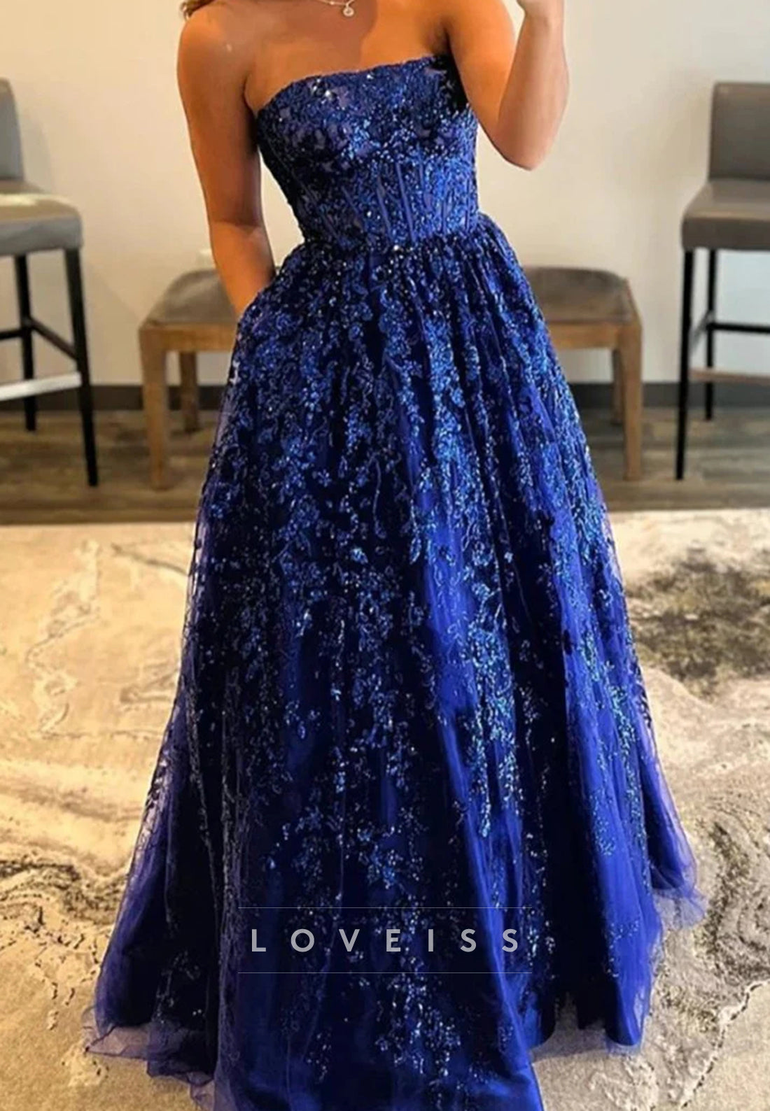 Straight Across Sleeveless Sequins Appliques A-Line Prom Dress