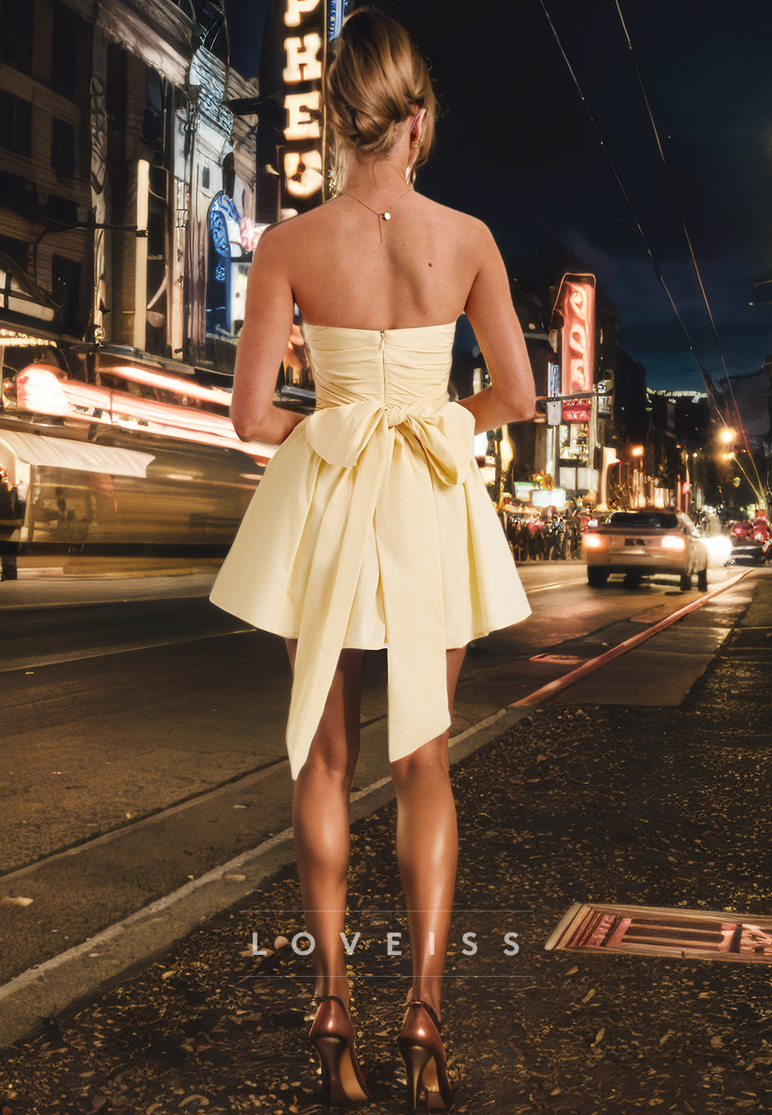 Strapless Sleeveless Pleated A-Line Short Homecoming Dress
