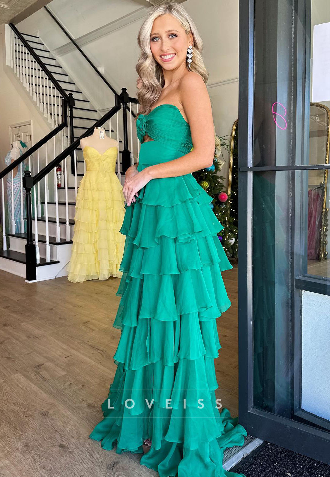 Sweeetheart Sleeveless Chiffon Tiered Illusion A-Line Prom Dress