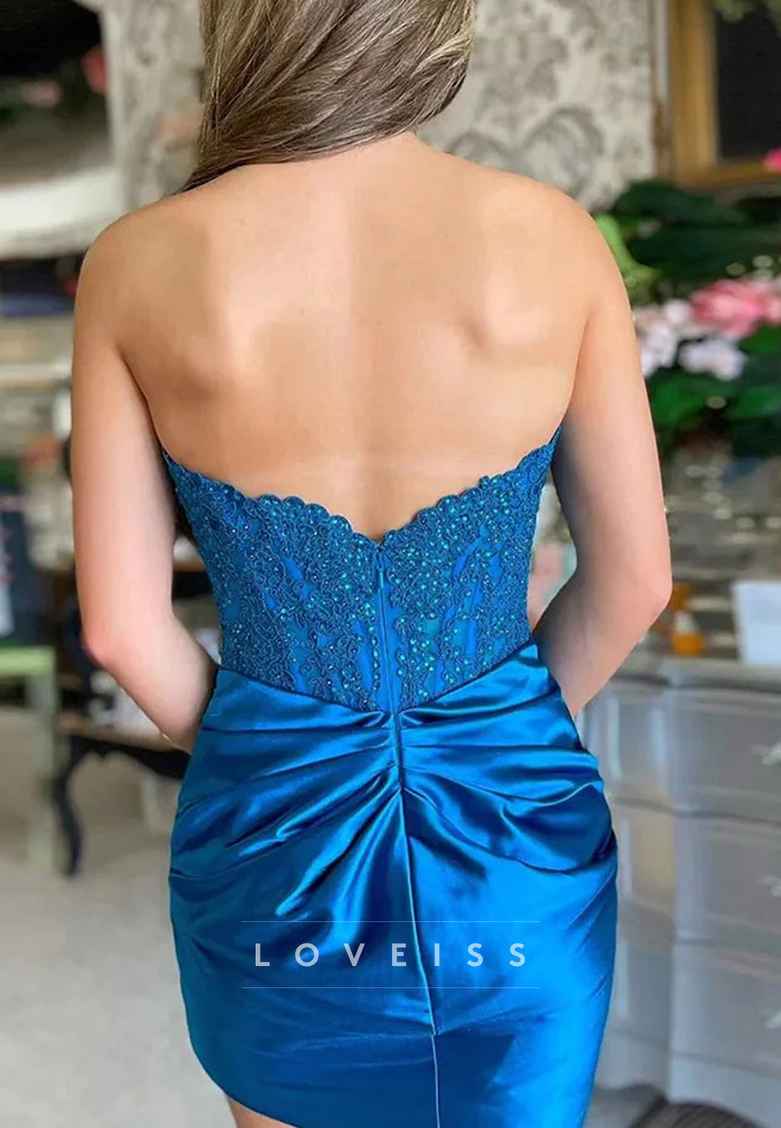 Sweetheart Appliques Fitted Sheath Homecoming Dress