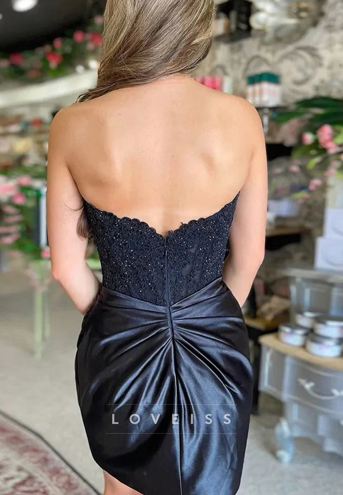 Sweetheart Appliques Fitted Sheath Homecoming Dress