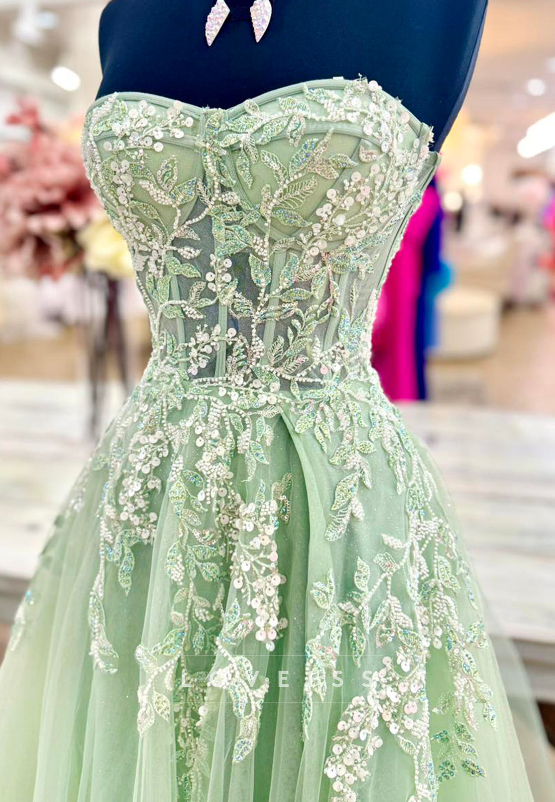 Sweetheart Appliques Sleeveless Tulle A-Line Prom Dress