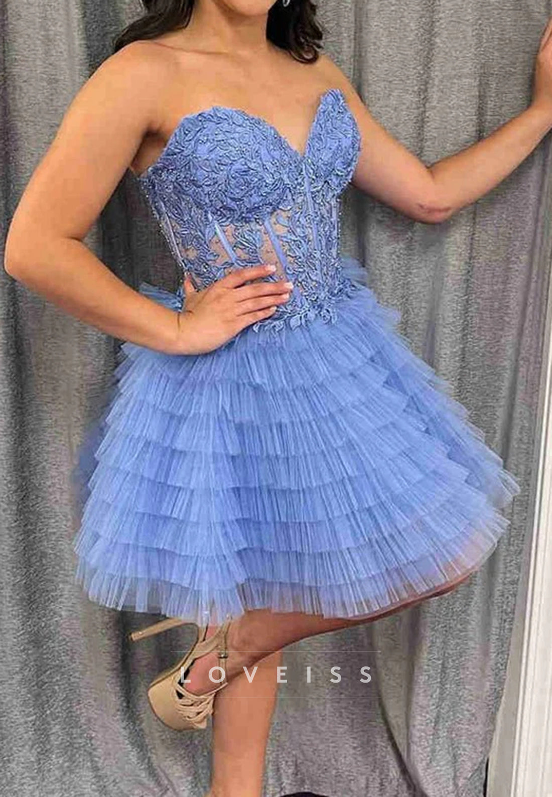 Sweetheart Appliques Tulle A-Line Short Homecoming Dress