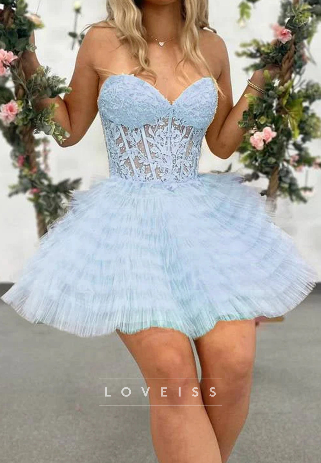 Sweetheart Appliques Tulle A-Line Short Homecoming Dress