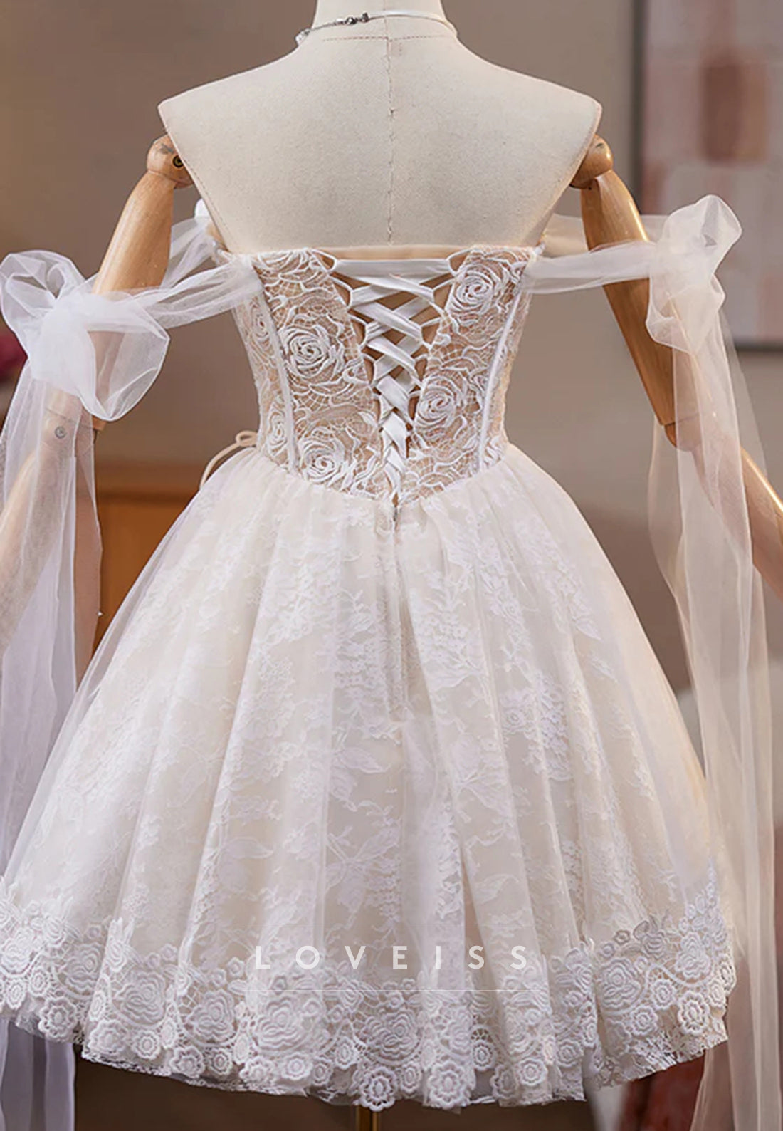 Sweetheart Floral Lace Appliques A-Line Party Homecoming Dress