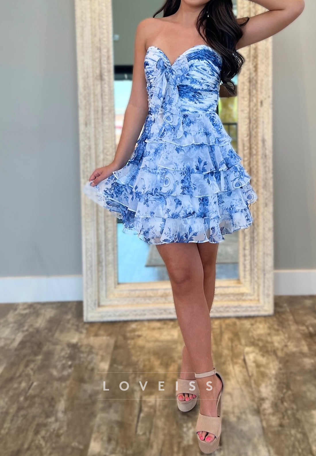 Sweetheart Floral Printed A-Line Short Homecoming Dress