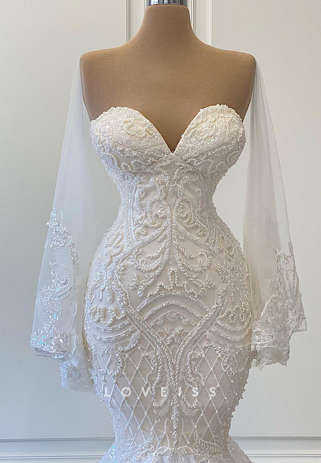 Sweetheart Long Sleeves Appliques Mermaid Wedding Dress