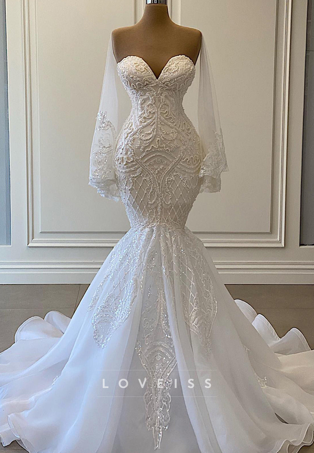 Sweetheart Long Sleeves Appliques Mermaid Wedding Dress