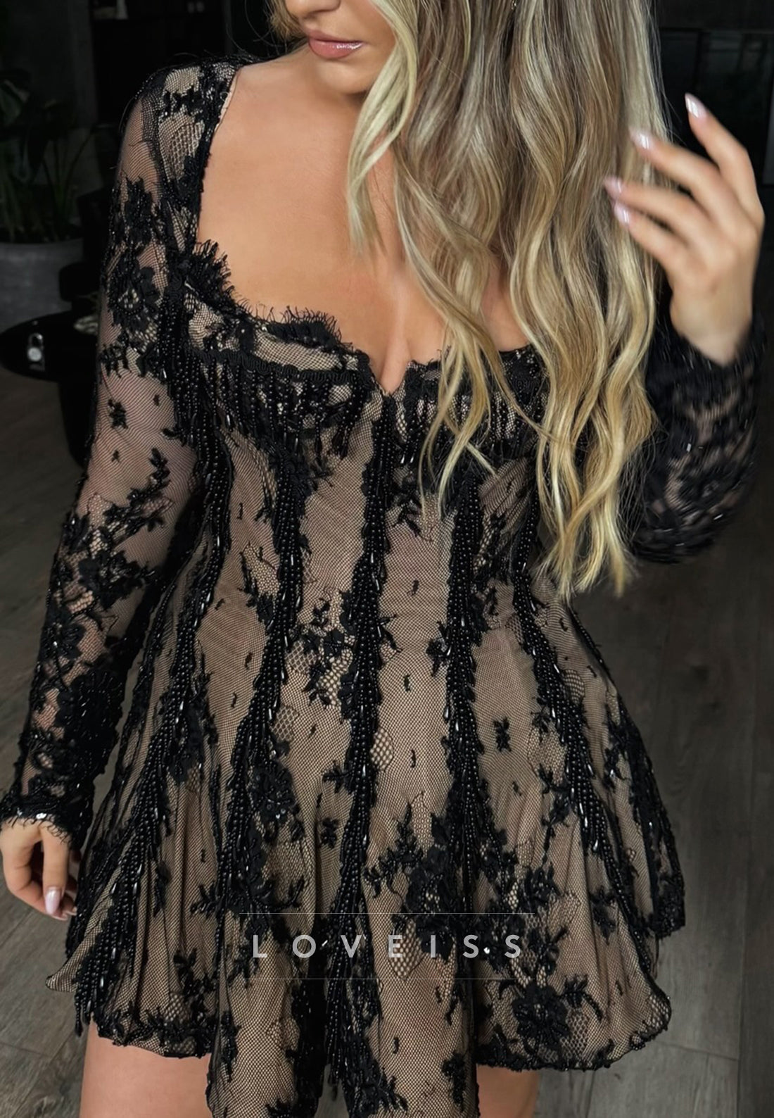 Sweetheart Long Sleeves Lace Appliques A-Line Party Dress