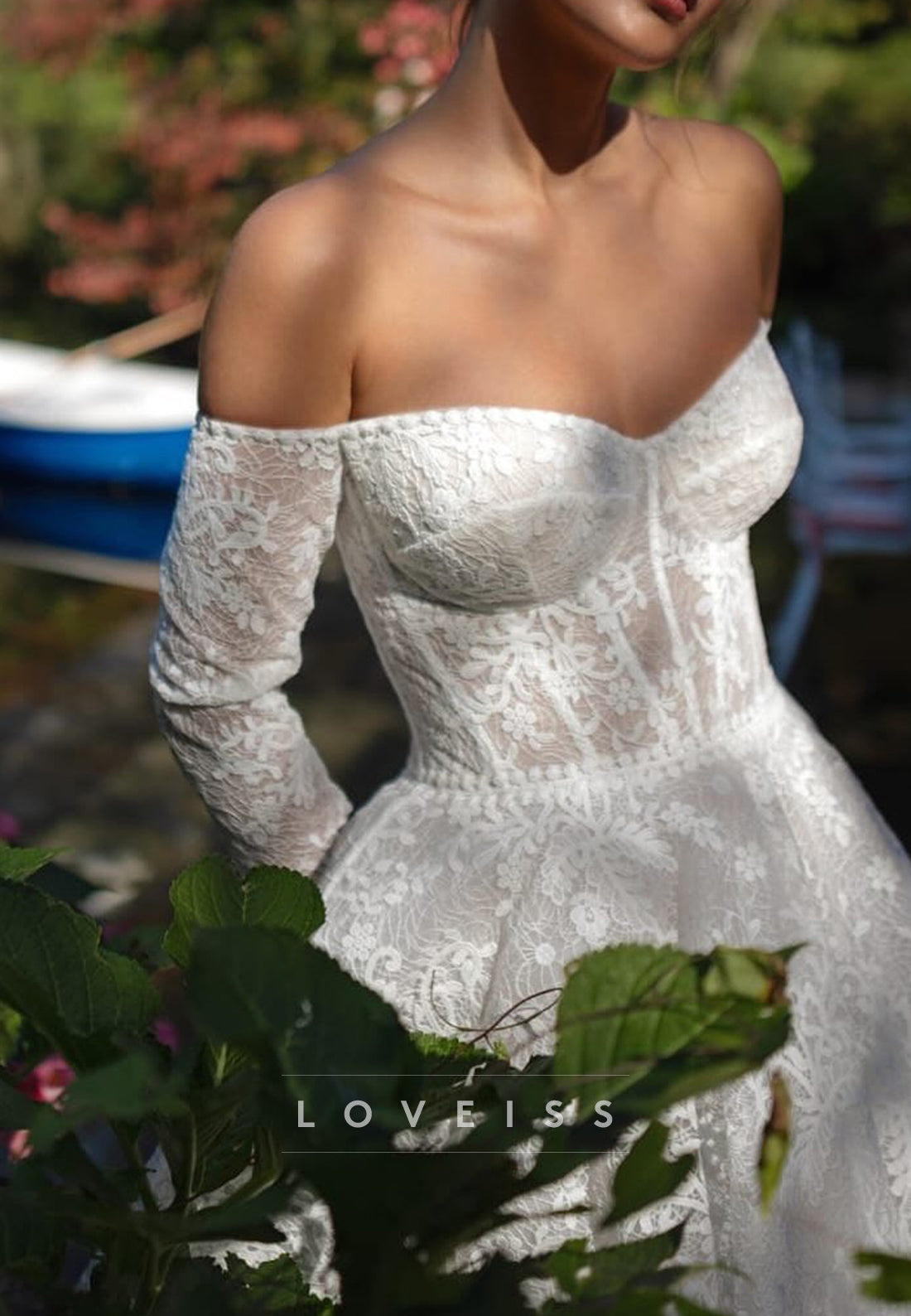 Sweetheart Long Sleeves Lace Appliques A-Line Wedding Dress