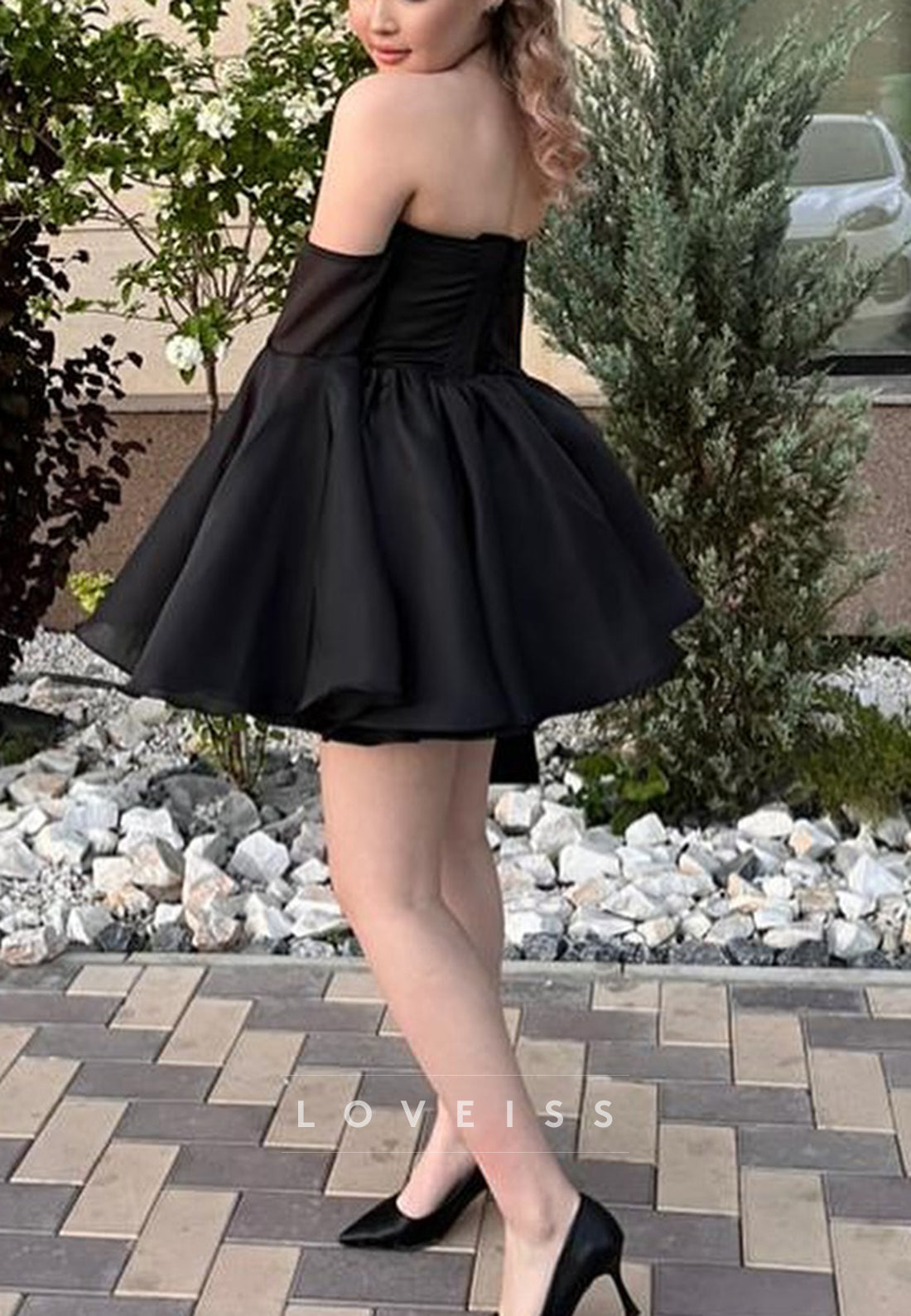 Sweetheart Long Sleeves Pleated A-Line Party Homecoming Dress