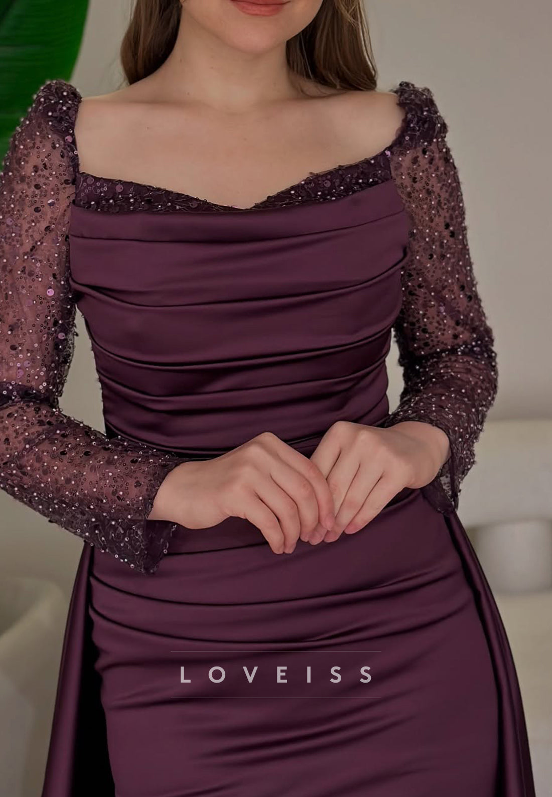 Sweetheart Long Sleeves Pleated Sheath Mother of Bride Dress