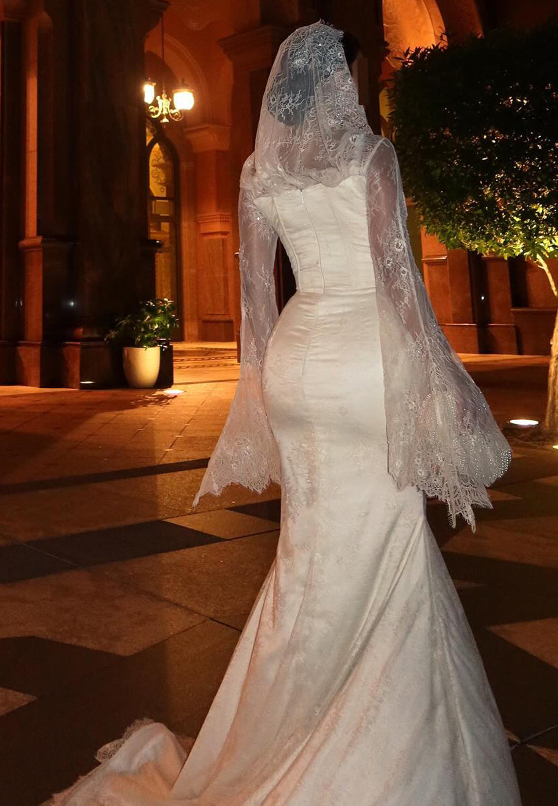 Sweetheart Long Sleevess Appliques Beaded Mermaid Evening Dress