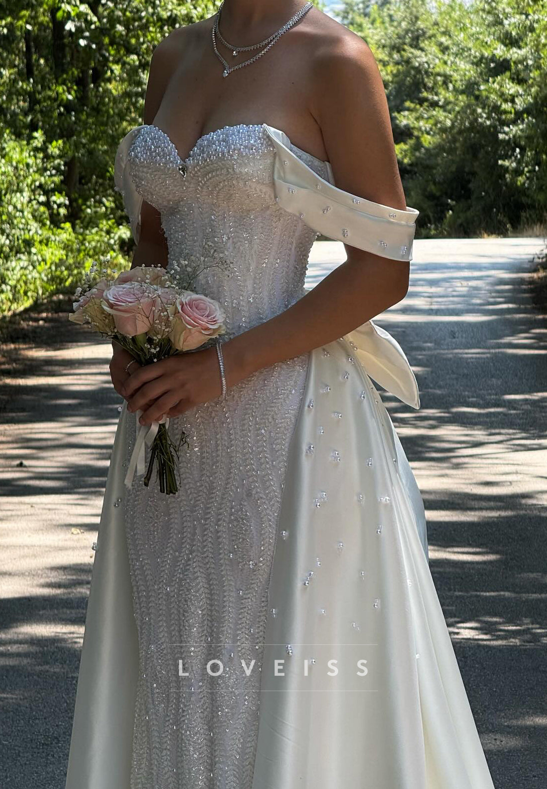 Sweetheart Pearl Beaded Embroidery Sheath Wedding Dress