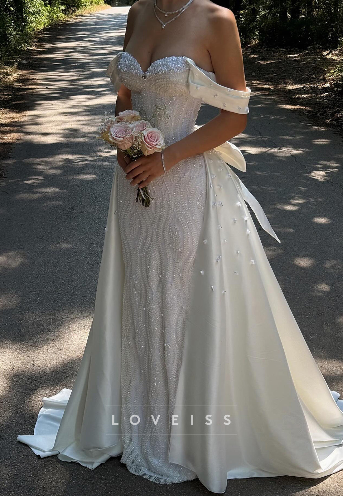 Sweetheart Pearl Beaded Embroidery Sheath Wedding Dress