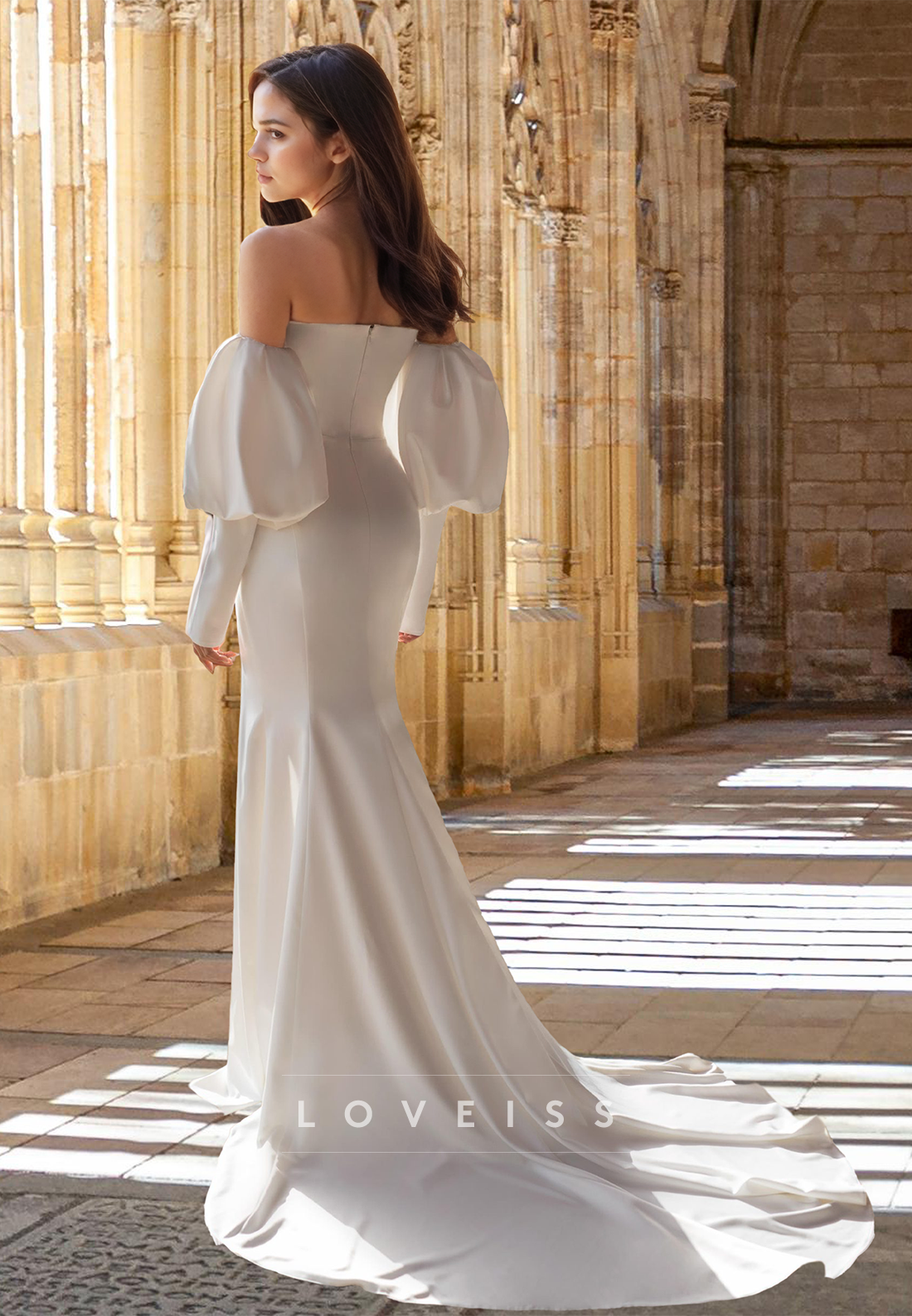 Sweetheart Puff Sleeves Pleated Side Slit Sleek Sheath Beach Wedding Dress