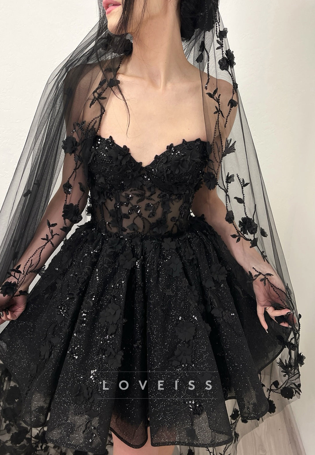 Sweetheart Sequins Appliques Short Black Wedding Dress