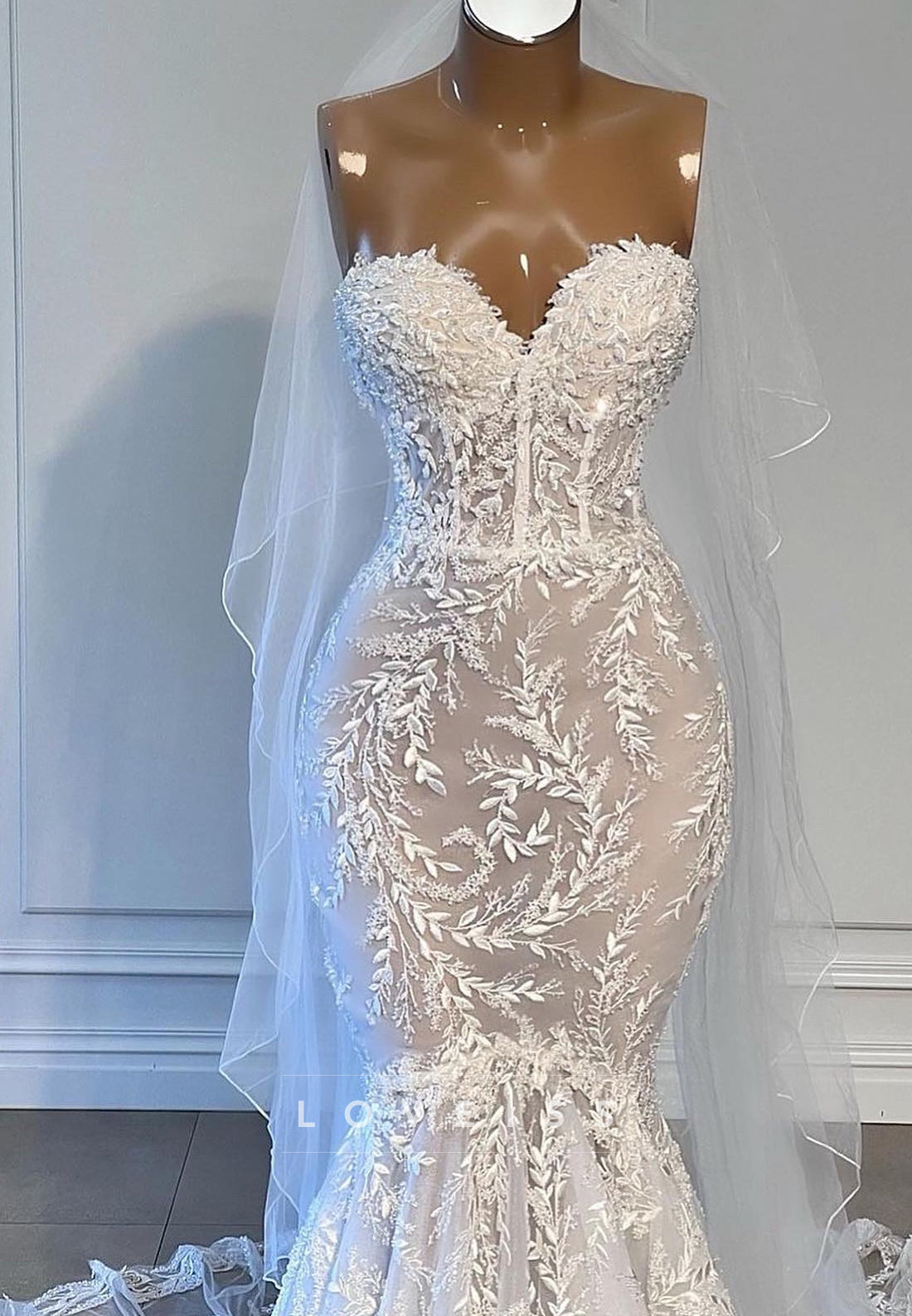 Sweetheart Sleeveless Appliques Mermaid Wedding Dress