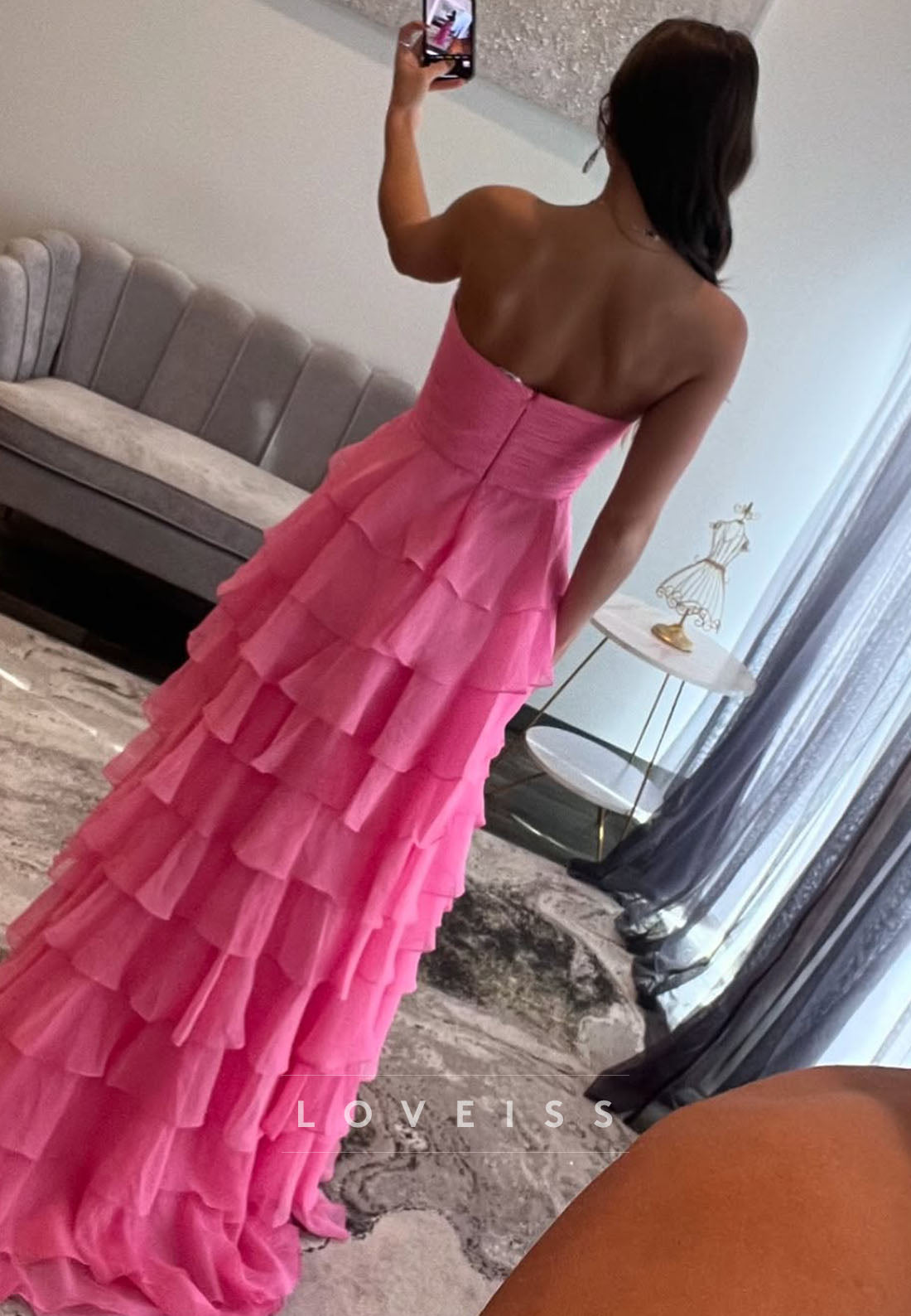Sweetheart Sleeveless Chiffon Tiered A-Line Prom Dress