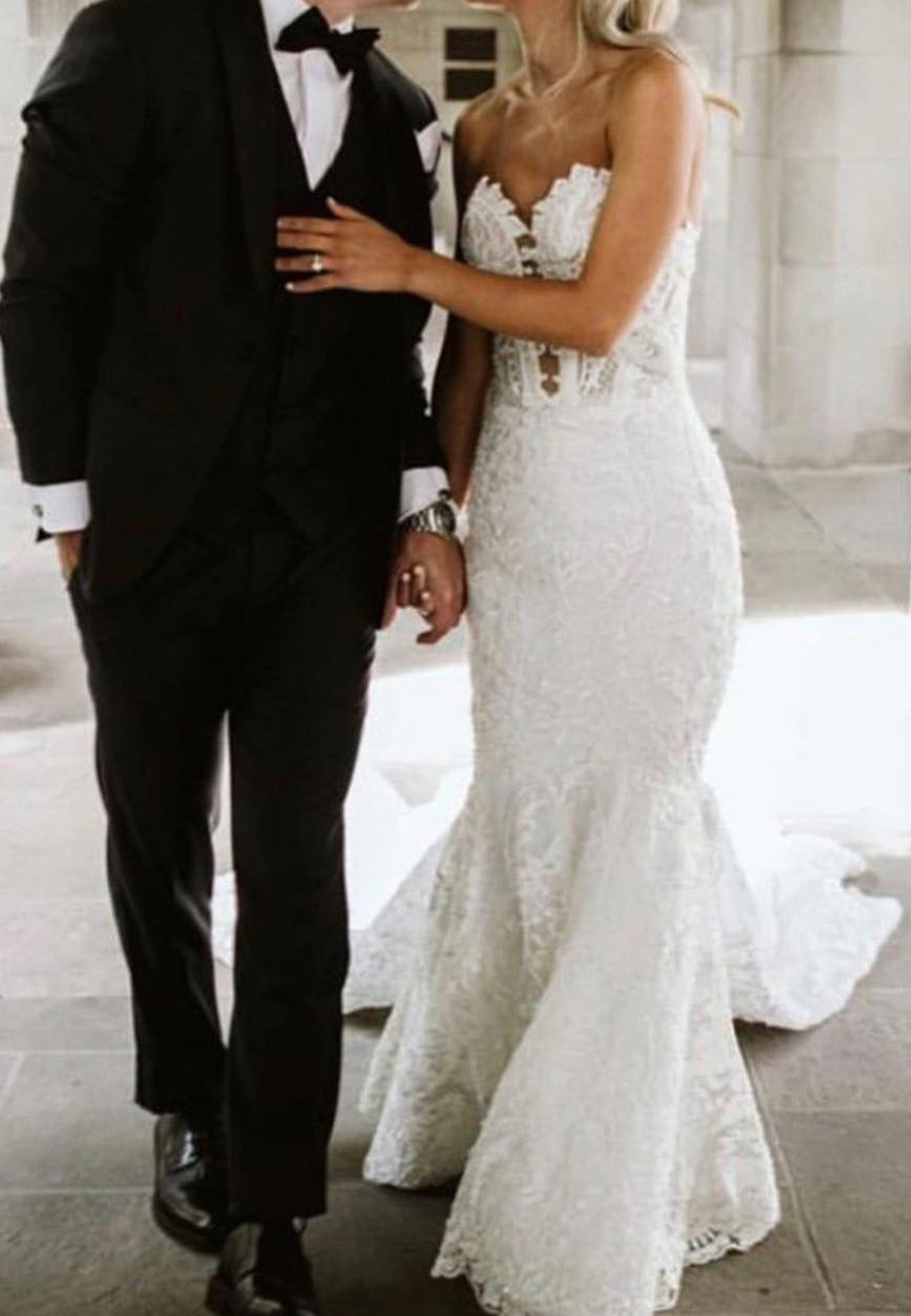 Sweetheart Sleeveless Lace Appliques Mermaid Wedding Dress