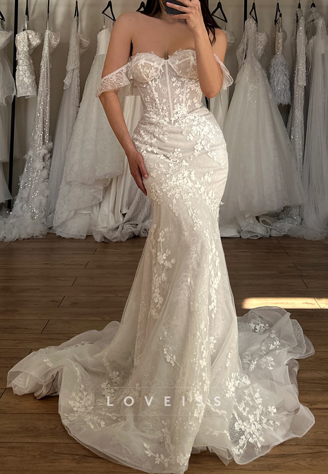 Sweetheart Sleeveless Lace Appliques Mermaid Wedding Dress