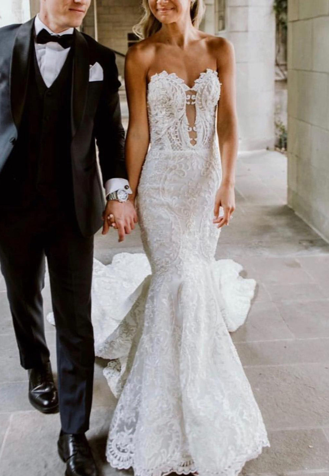 Sweetheart Sleeveless Lace Appliques Mermaid Wedding Dress