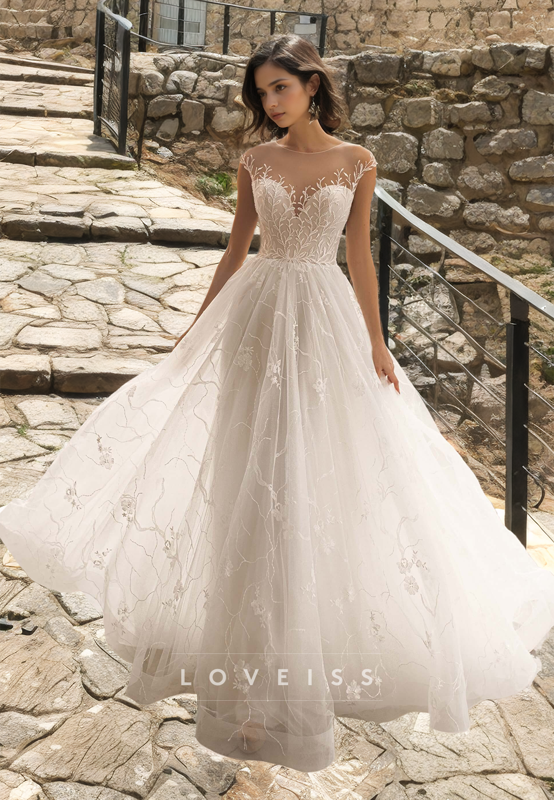 Sweetheart Sleeveless Lace Appliques Tulle A-Line Wedding Dress Loveiss Sweetheart Sleeveless Lace Appliques Tulle A-Line Wedding Dress Loveiss