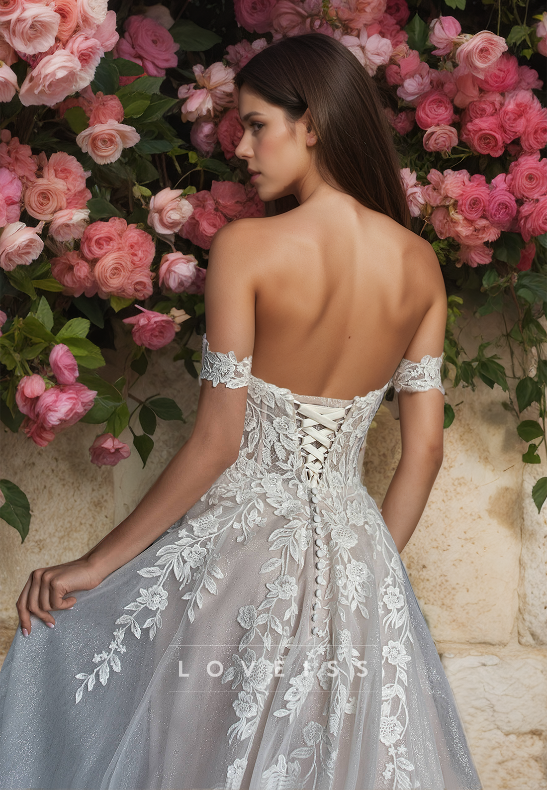 Sweetheart Sleeveless Lace Appliques Tulle A-Line Wedding Dress